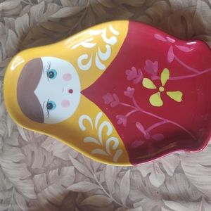 Nesting doll plates